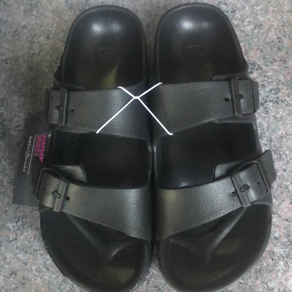 bobbie brooks sandals